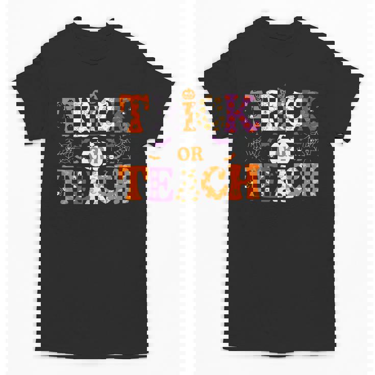 Trick Or Teach Teacher Halloween Costume Men Women Unisex T-Shirt