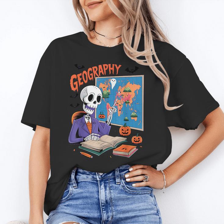 Halloween Skeleton Geography Teacher Pumpkin Bats Classroom Unisex T-Shirt, funny gift