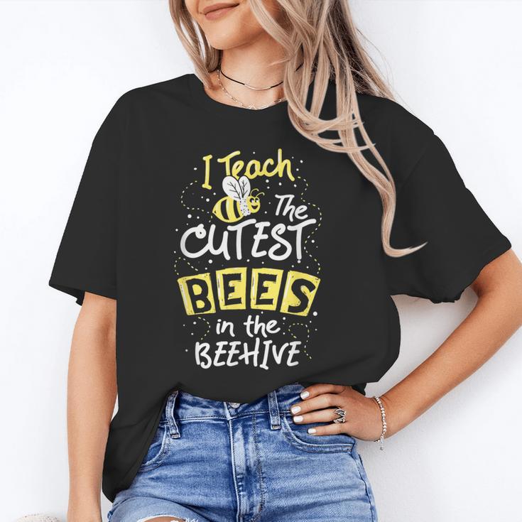 I Teach The Cutest Bees In The Beehive Kindergarten Teacher Unisex T-Shirt, funny gift I Teach The Cutest Bees In The Beehive Kindergarten Teacher Unisex T-Shirt, funny gift