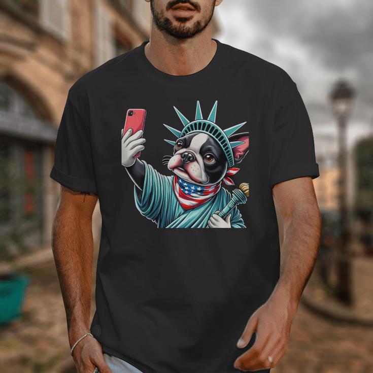 Boston Terrier Selfie Statue Of Liberty 4th Of July American Unisex T-Shirt, American Boston Terrier Gifts, Boston Terrier 4th Of July Gifts, funny design
