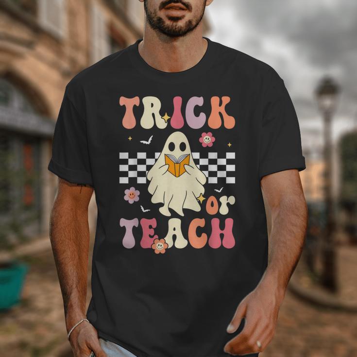 Groovy Teacher Halloween Retro Trick Or Teach Floral Ghost Unisex T-Shirt, Groovy Teacher Gifts, funny design Groovy Teacher Halloween Retro Trick Or Teach Floral Ghost Unisex T-Shirt, Groovy Teacher Gifts, funny design