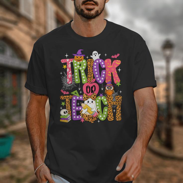 Retro Trick Or Teach Leopard Ghost Halloween Spooky Teacher Unisex T-Shirt, funny design Retro Trick Or Teach Leopard Ghost Halloween Spooky Teacher Unisex T-Shirt, funny design