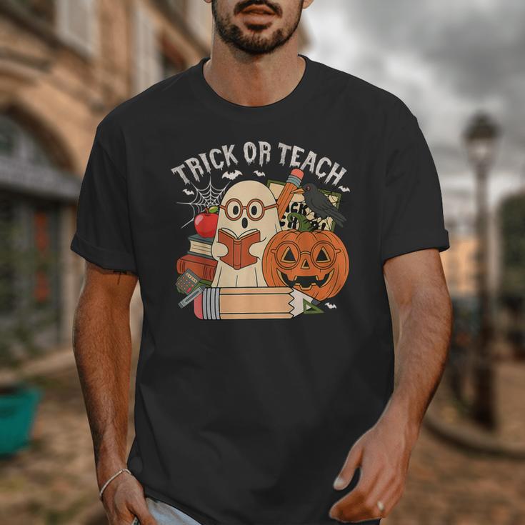 Trick Or Teach Retro Halloween Teacher Women Men Costume Unisex T-Shirt, funny design Trick Or Teach Retro Halloween Teacher Women Men Costume Unisex T-Shirt, funny design