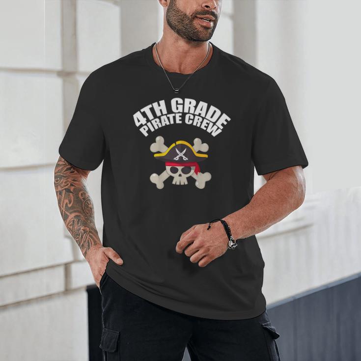 4th Grade Pirate Crew Halloween Costume Cool Teacher Student Unisex T-Shirt, novelty gifts, funny gifts
