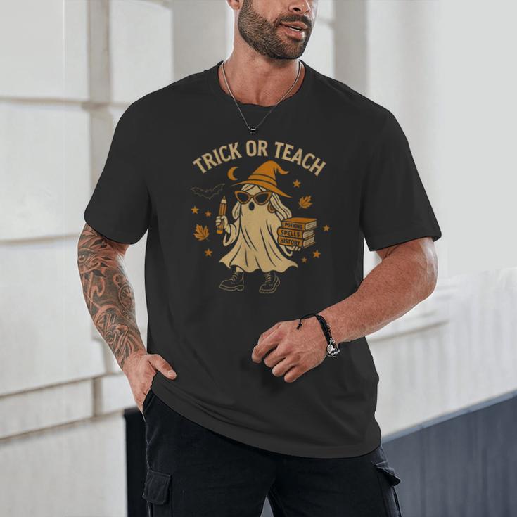 Trick Or Teach Halloween Teacher Unisex T-Shirt, novelty gifts, funny gifts Trick Or Teach Halloween Teacher Unisex T-Shirt, novelty gifts, funny gifts