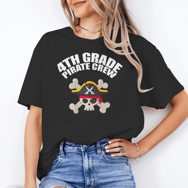 4th Grade Pirate Crew Halloween Costume Cool Teacher Student Women's T-Shirt