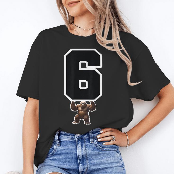 6 7 Matching Teachers Halloween Costume Gorilla Women's T-Shirt