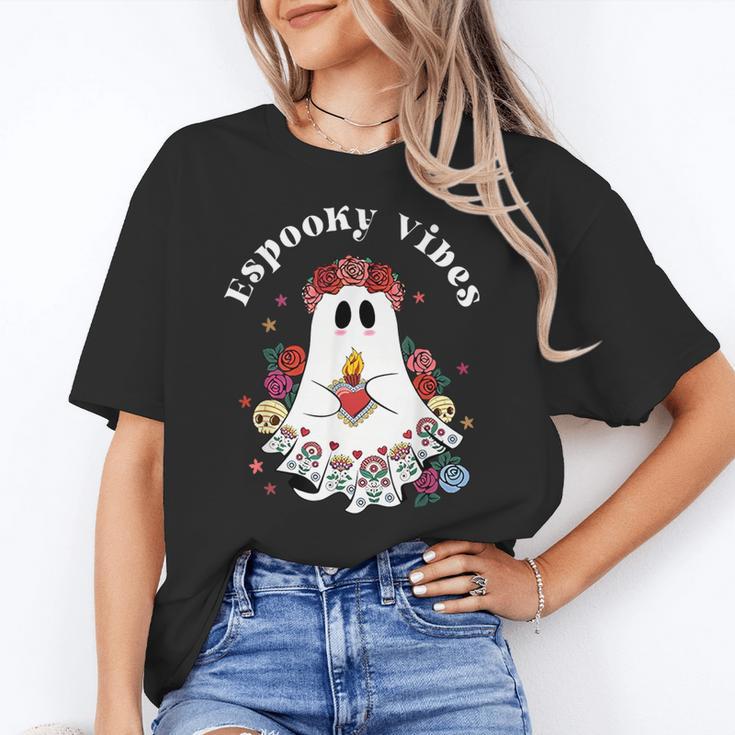 Espooky Vibes Maestra Halloween Spanish Mexican Teacher Women's T-Shirt