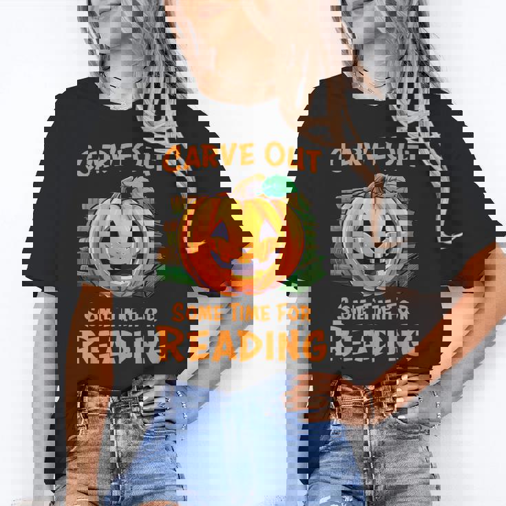 Halloween Teacher Librarian Pumpkin Reading Books Men Women Kids Women&#x27;s T-Shirt