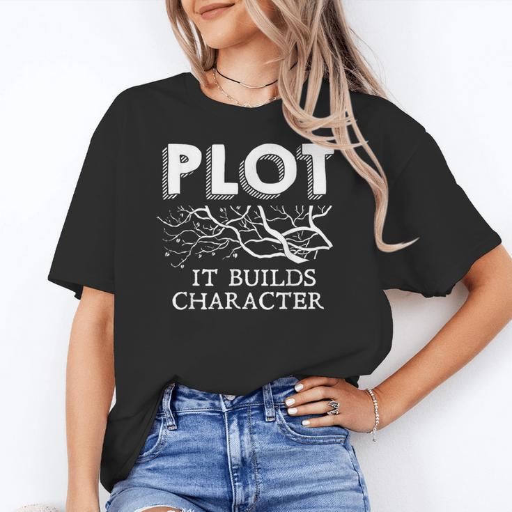 Plot It Builds Character Book Reading Teacher Women's T-Shirt