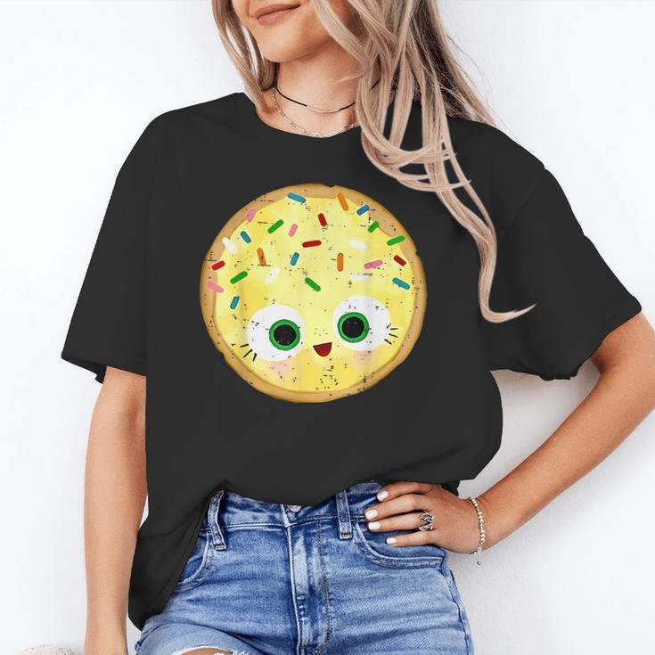 The Smart Cookie Good Egg Teacher Halloween Costume Food Women's T-Shirt