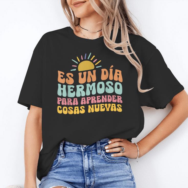 Spanish Multilingual Teacher Dual Languages Bilingual Women's T-Shirt