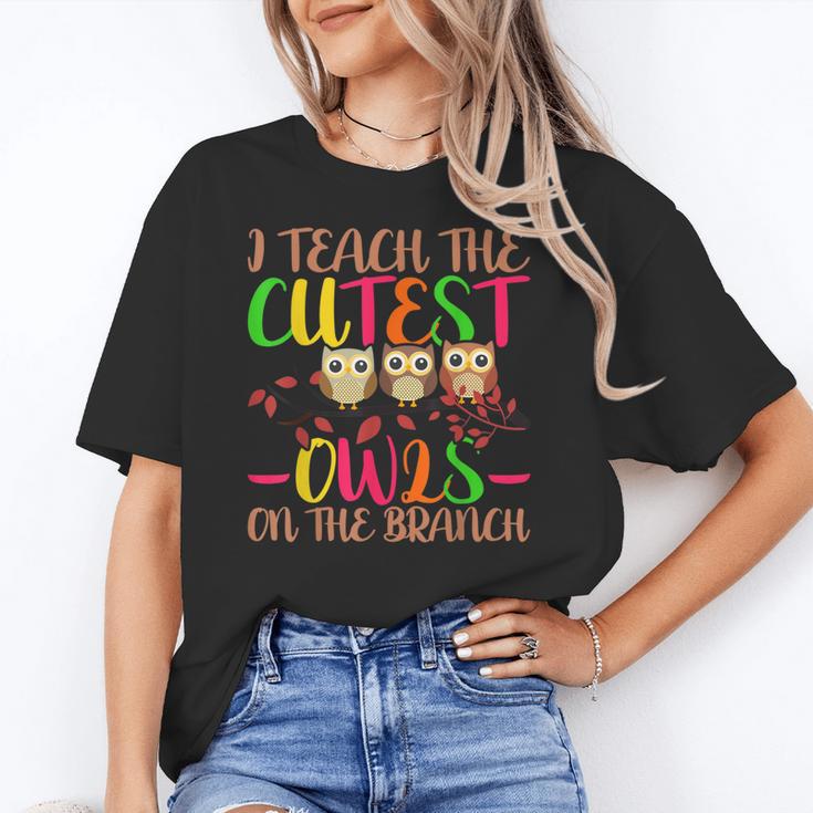 I Teach The Cutest Owls Christmas Or Teachers Day Women's T-Shirt
