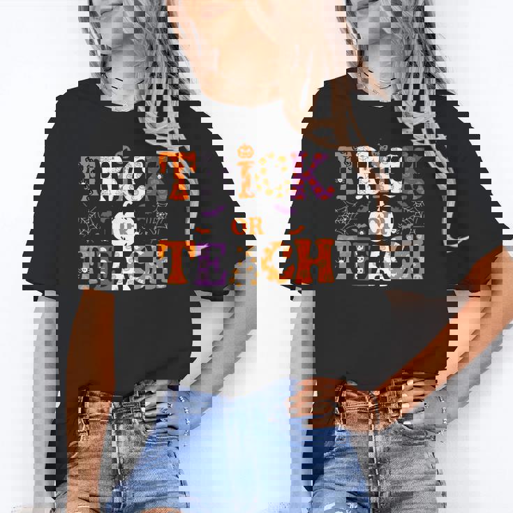 Trick Or Teach Teacher Halloween Costume Men Women Women&#x27;s T-Shirt