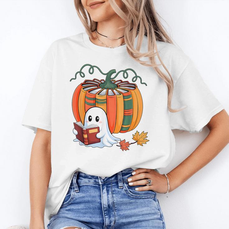 Fall Book Pumpkin Books Ghost Reading Halloween Teacher Women's T-Shirt