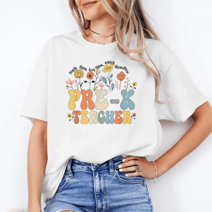Pre-k Teacher Appreciation Teaching Wildflowers Women's T-Shirt