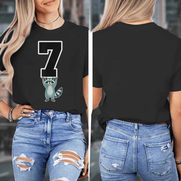 6 7 Matching Teachers Halloween Costume Raccoon Women's T-Shirt, funny design 6 7 Matching Teachers Halloween Costume Raccoon Women's T-Shirt, funny design
