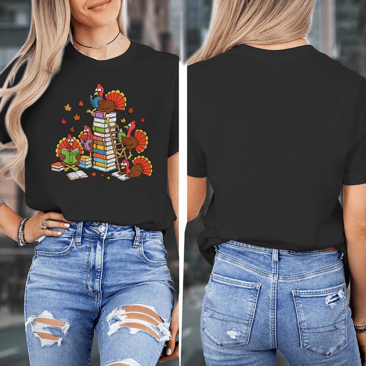 Turkey Reading Books Fall Thanksgiving Teacher Librarian Women's T-Shirt, funny design