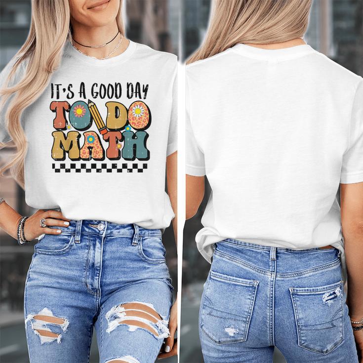 Good Day To Do Math Teacher Vintage Groovy Nerd Women Men Women's T-Shirt, Groovy Teacher Gifts, funny design