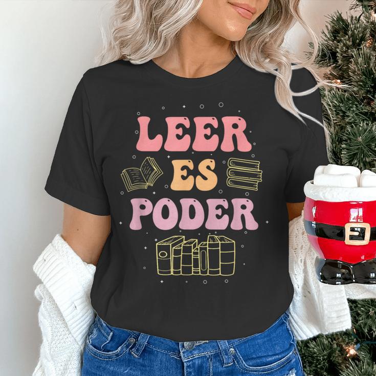 Leer Es Poder Groovy Spanish Teacher Bilingual Maestra Men Women Women's T-Shirt, Groovy Teacher Shirts, gift for family, gift for coworker Leer Es Poder Groovy Spanish Teacher Bilingual Maestra Men Women Women's T-Shirt, Groovy Teacher Shirts, gift for family, gift for coworker