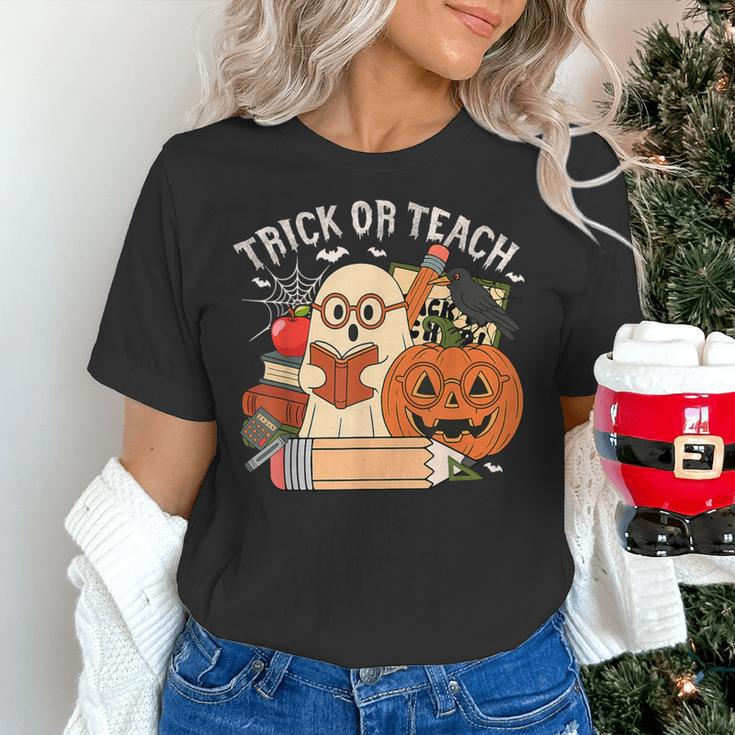 Trick Or Teach Retro Halloween Teacher Women Men Costume Women's T-Shirt, gift for family, gift for coworker Trick Or Teach Retro Halloween Teacher Women Men Costume Women's T-Shirt, gift for family, gift for coworker