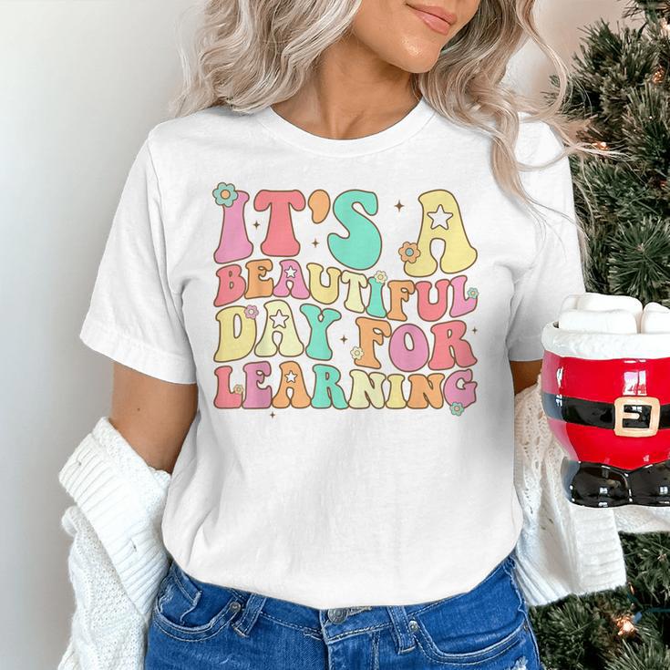 It's Beautiful Day For Learning Retro Teacher Students Women Women's T-Shirt, gift for family, gift for coworker It's Beautiful Day For Learning Retro Teacher Students Women Women's T-Shirt, gift for family, gift for coworker