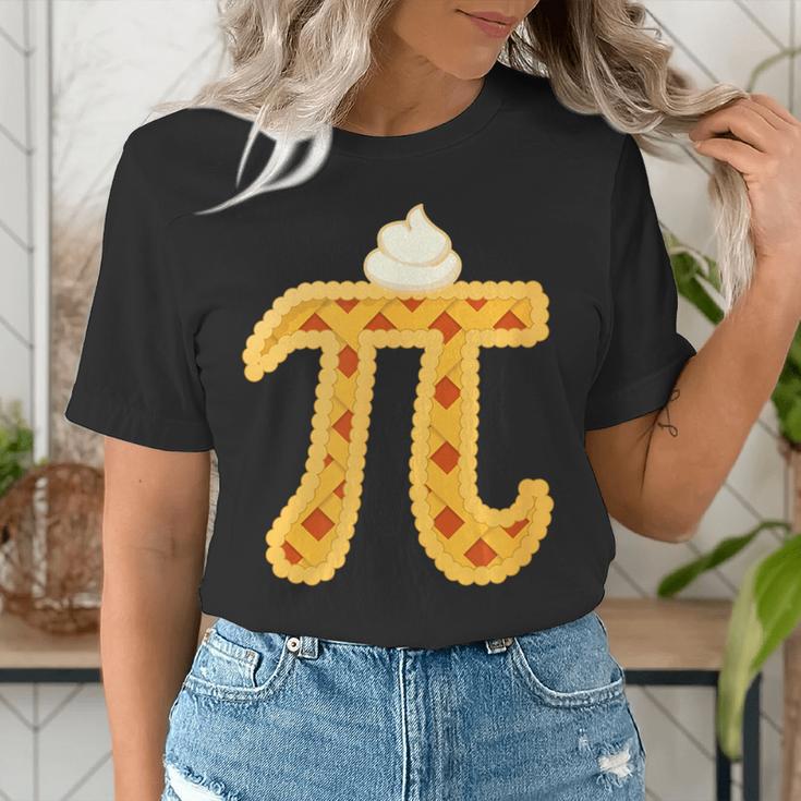 Apple Pi Pie Pun Math Teacher Pi Day 2020 Women's T-Shirt, funny gift