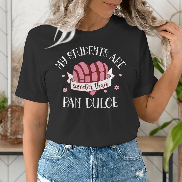Cute Spanish Teacher Dual Language Bilingual Teacher Men Women Women's T-Shirt, funny gift