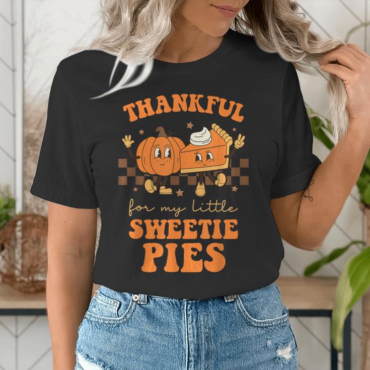 Cute Thanksgiving Teacher Thankful For My Sweetie Pies Mom Women's T-Shirt, funny gift
