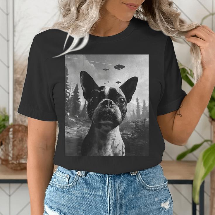 Dog Mom Dad Alien Selfie Boston Terrier UFO For Men Women Women's T-Shirt, Boston Terrier Dad Shirts, Boston Terrier Mom Shirts, funny gift