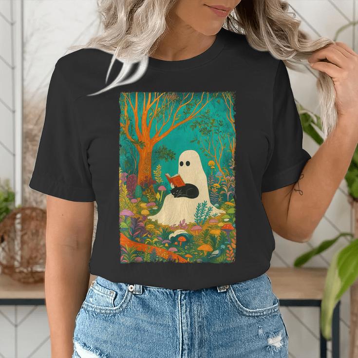 Groovy Ghost Reading Book Cat Halloween Ghost Teacher Women's T-Shirt, Groovy Teacher Shirts, funny gift