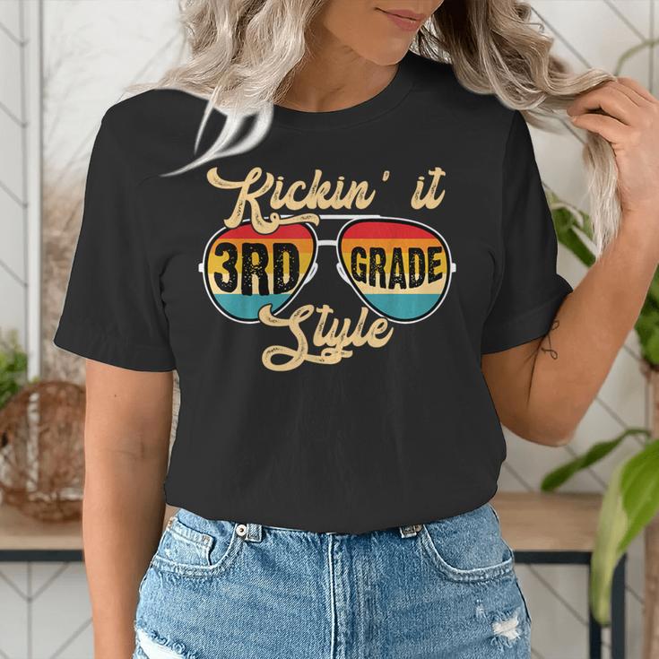 Retro Kickin It 3rd Grade Style Teacher Back To School Men Women Women's T-Shirt, funny gift