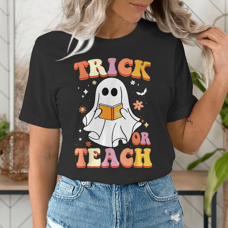 Retro Vintage Groovy Trick Or Teach Teacher Halloween For Men Women Kids Women's T-Shirt, Groovy Teacher Shirts, funny gift Retro Vintage Groovy Trick Or Teach Teacher Halloween For Men Women Kids Women's T-Shirt, Groovy Teacher Shirts, funny gift