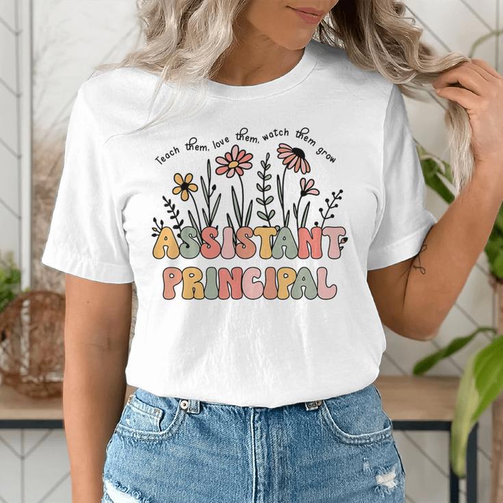 Retro Floral Assistant Principal Shirt For Teachers Day Women's T-Shirt, funny gift