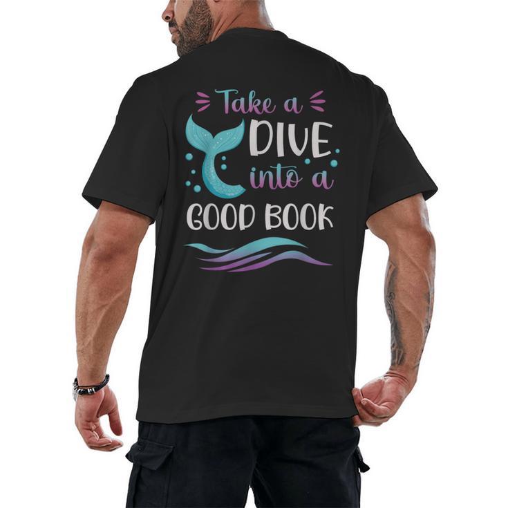 Cute Mermaid Librarian Teacher Dive Into A Good Book Reading Men's Back Print T-Shirt