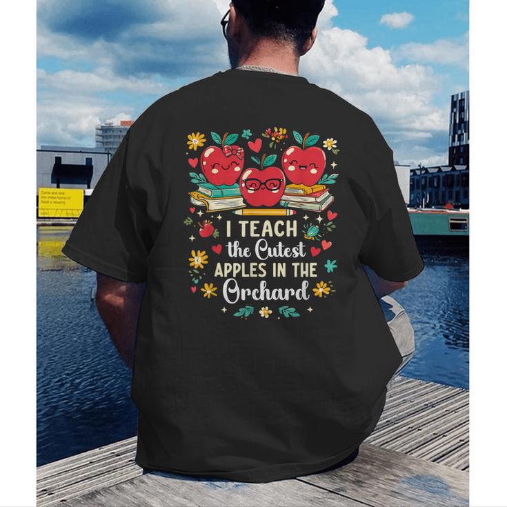 I Teach The Cutest Apples In The Orchard Cute Fall Teacher Men's Back Print T-Shirt, funny gift I Teach The Cutest Apples In The Orchard Cute Fall Teacher Men's Back Print T-Shirt, funny gift