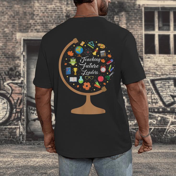 Awesome Teachers T Shirt Teaching Future Leaders Globe For Men Women Men's Back Print T-Shirt, funny design Awesome Teachers T Shirt Teaching Future Leaders Globe For Men Women Men's Back Print T-Shirt, funny design