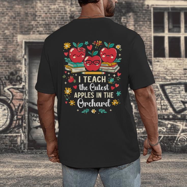 I Teach The Cutest Apples In The Orchard Cute Fall Teacher Men's Back Print T-Shirt, funny design I Teach The Cutest Apples In The Orchard Cute Fall Teacher Men's Back Print T-Shirt, funny design