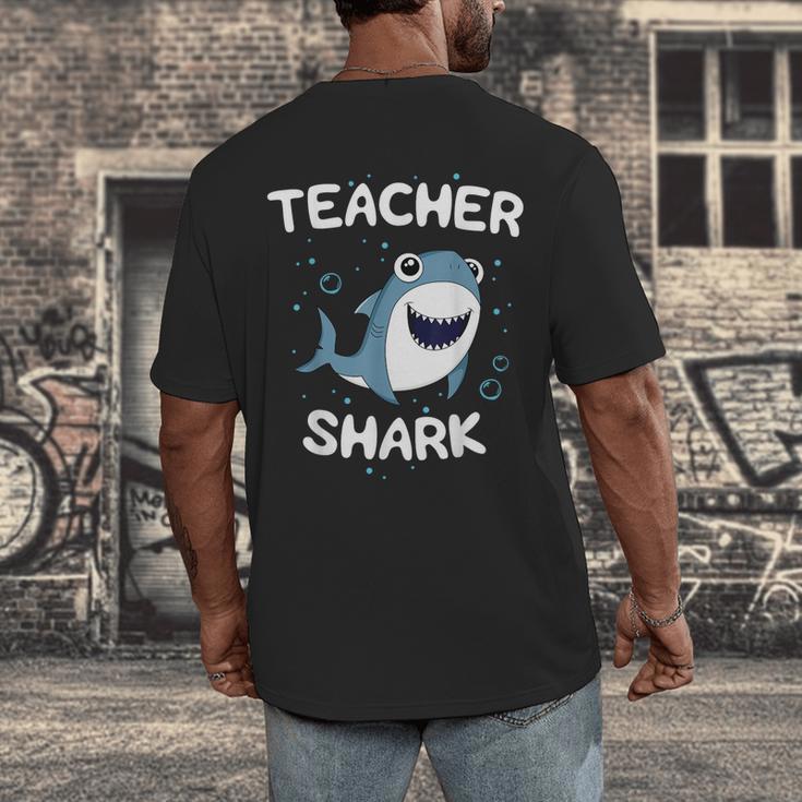 Teacher Shark Teaching Back To School Kindergarten Men's Back Print T-Shirt, funny design Teacher Shark Teaching Back To School Kindergarten Men's Back Print T-Shirt, funny design