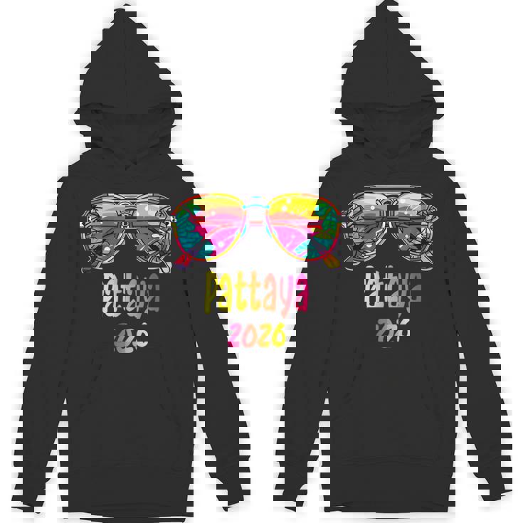 パタヤ 2026 サングラスの服装 パタヤ 2026 パーカー