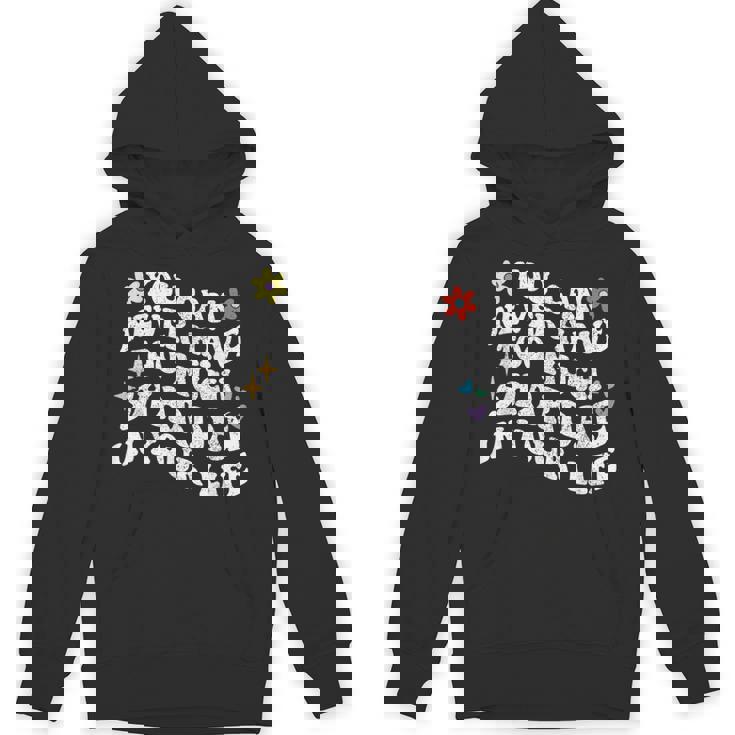 レトログルーヴィー。シャデーが多すぎることはありません。 パーカー