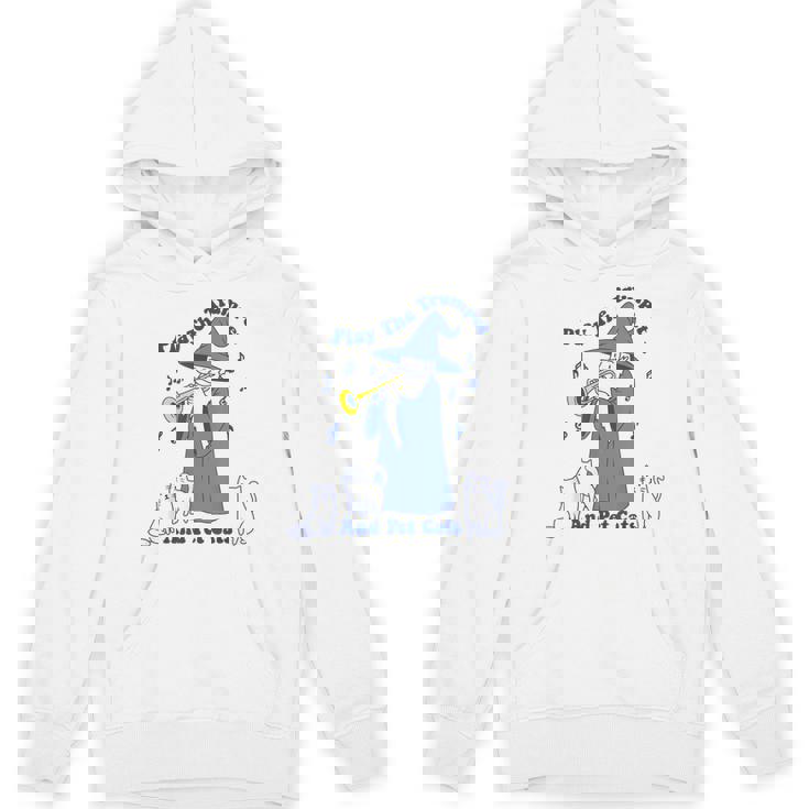 トランペットとペットの猫を弾く パーカー