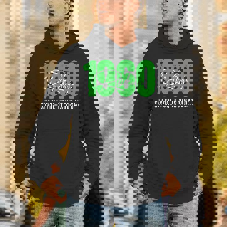 1960 誕生日 66歳 緑寿祝い クールでシンプルな数字デザイン パーカー