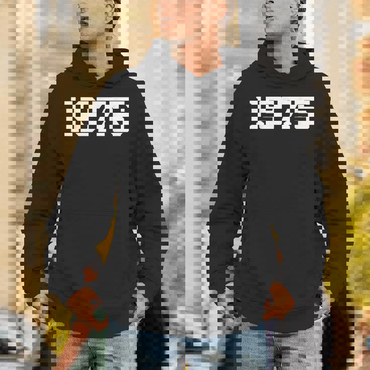 1975年生まれ 1975 誕生日 1975 パーカー