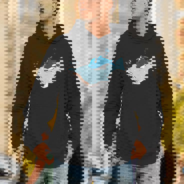 かわいい カワイイ アニメ 眠っているサメ ジンベイザメ 日本語 パーカー