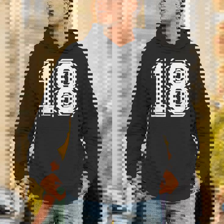 ナンバー18 シャツ パーカー