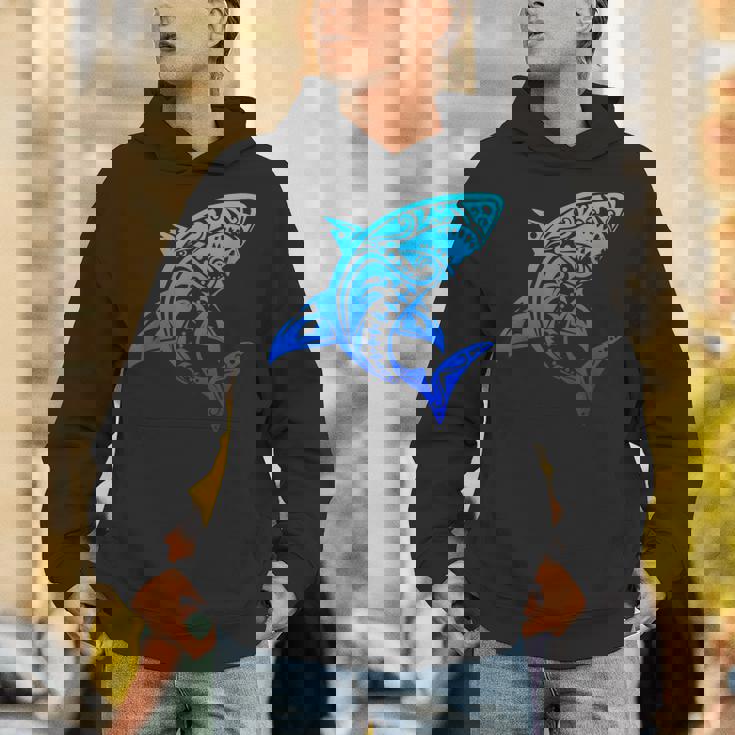 ハワイアン トライバル シャーク ポリネシアン タトゥースタイル バケーション パーカー