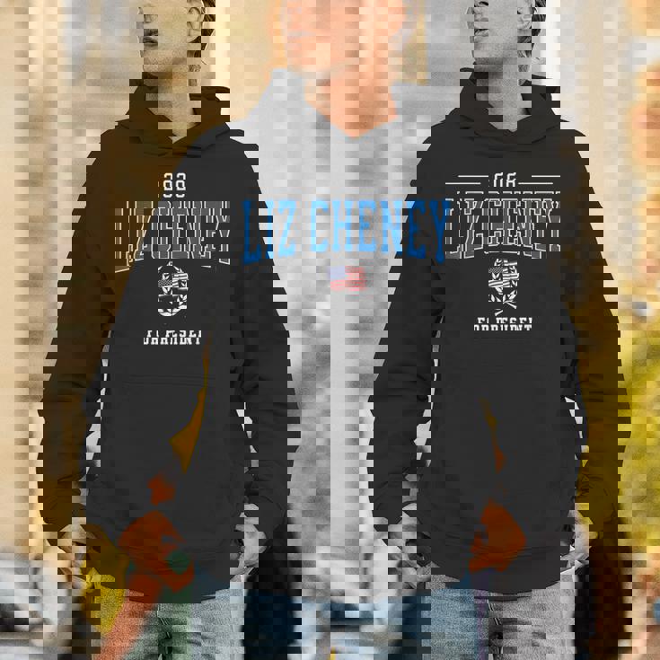 リズ・チェイニー 2028 共和党大統領愛国アメリカ国旗 パーカー