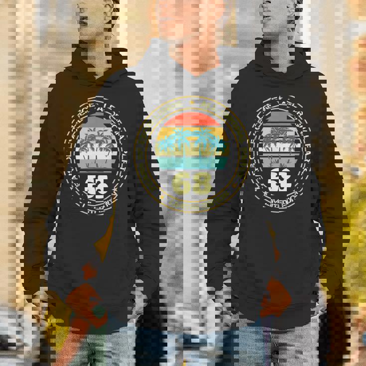 ヴィンテージ 68歳の誕生日のデコレーション 男性用 68歳の誕生日 パーカー