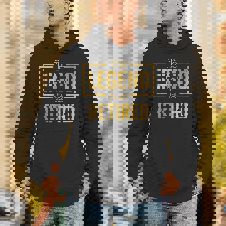 昔は同僚の定年退職祝いに、レジェンドと一緒に働いてた パーカー